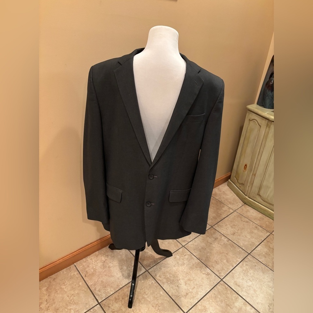 J.M. Haggar Men’s Suit Jacket Dark Gray Classic Fit Size 44L